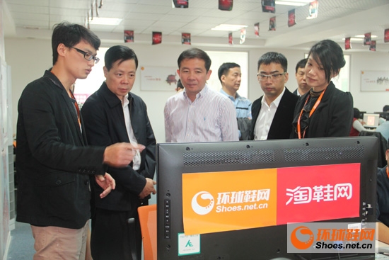 泉州組織部長(zhǎng)陳沈陽(yáng)蒞臨訊網(wǎng)科技視察 泉州組織部長(zhǎng)陳沈陽(yáng)蒞臨訊網(wǎng)科技視察