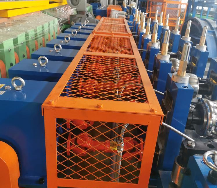  鋼塑復合管生產設備